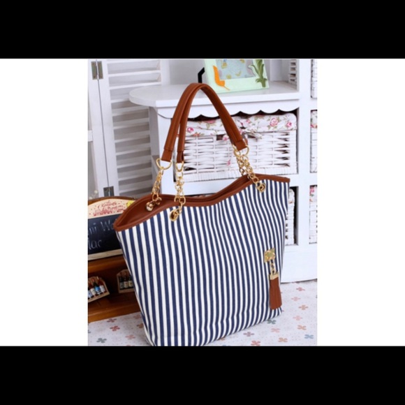 Handbag.. Tote - Picture 5 of 12